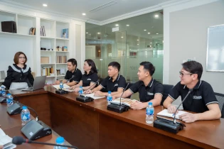 Chụp ảnh toàn công ty 8